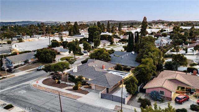 909 Reed Drive, Claremont, CA 91711