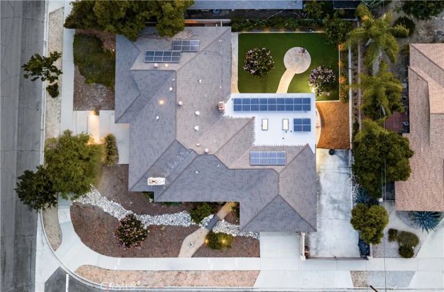 909 Reed Drive, Claremont, CA 91711
