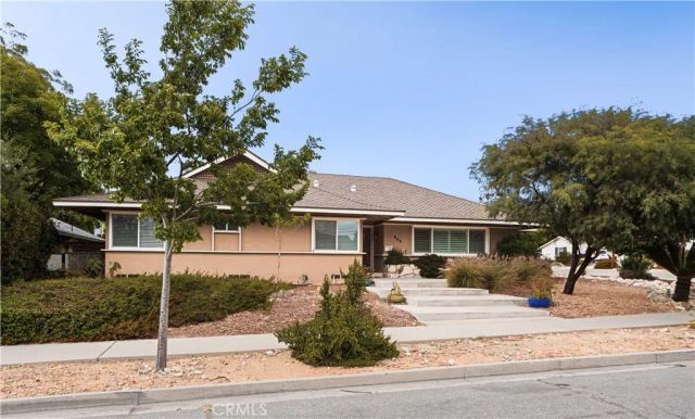 909 Reed Drive, Claremont, CA 91711