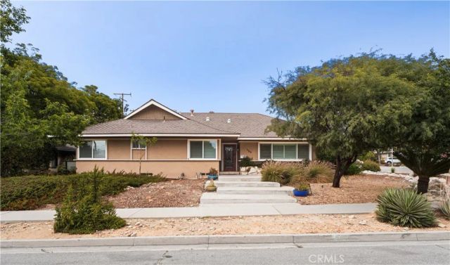 909 Reed Drive, Claremont, CA 91711