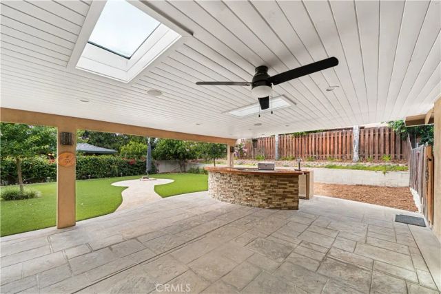 909 Reed Drive, Claremont, CA 91711
