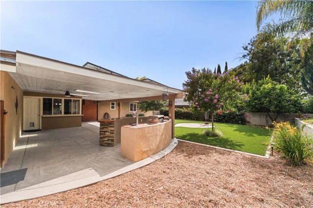 909 Reed Drive, Claremont, CA 91711