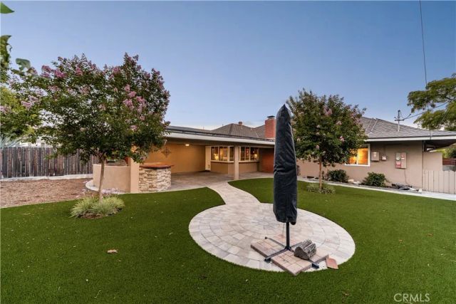 909 Reed Drive, Claremont, CA 91711