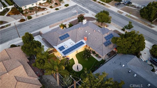 909 Reed Drive, Claremont, CA 91711