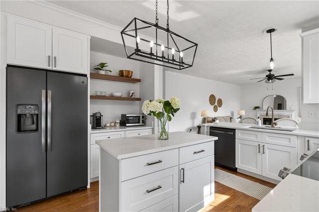 2825 Pleasant Acres DR, Virginia Beach, VA 23453