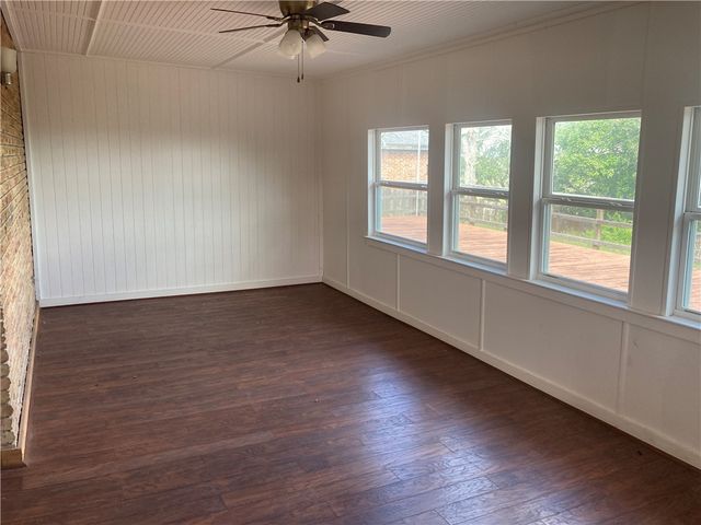 13729 River Forest Dr, Corpus Christi, TX 78410
