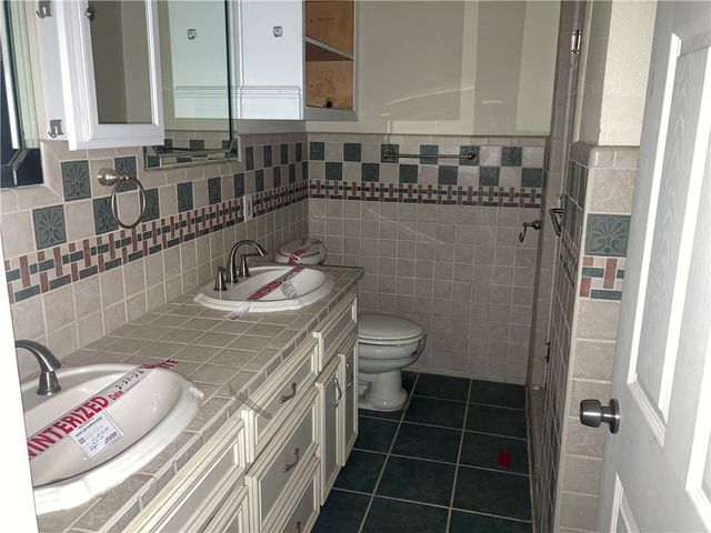 13729 River Forest Dr, Corpus Christi, TX 78410