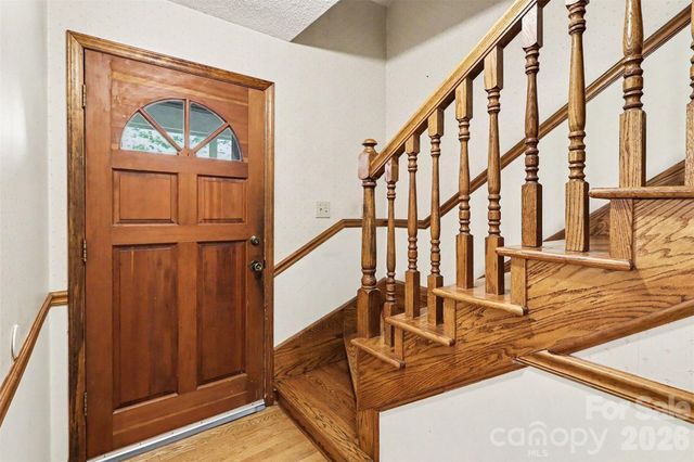 124 E Catawba Avenue, Mooresville, NC 28115