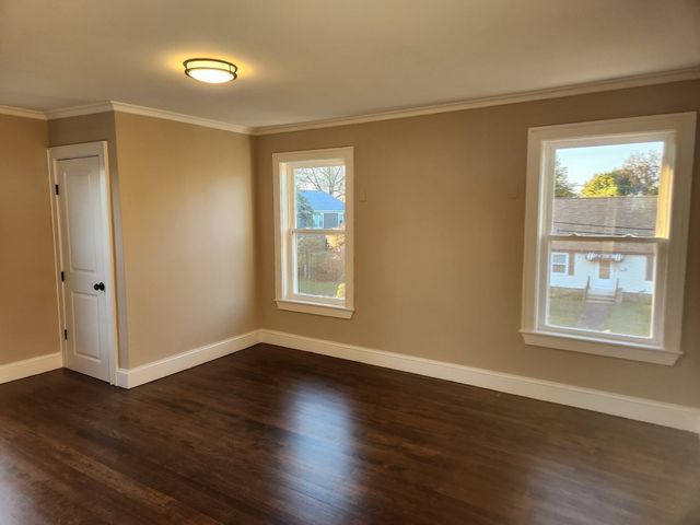 10 Arbutus Rd, Worcester, MA 01606