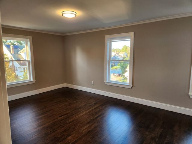 10 Arbutus Rd, Worcester, MA 01606