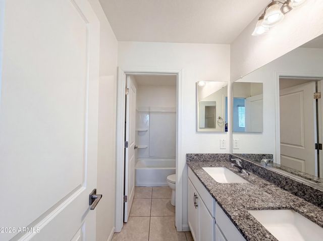 2040 E PIEDMONT Place, Casa Grande, AZ 85122