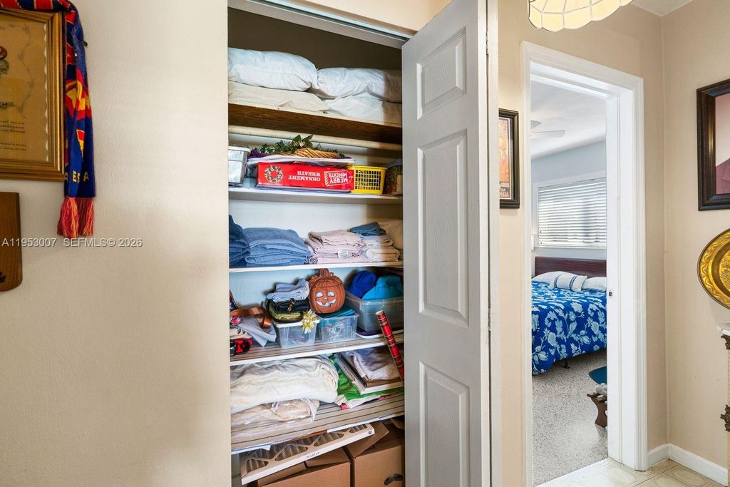 Image 11 of property listing at 5770 NW 111th St, Hialeah, FL 33012