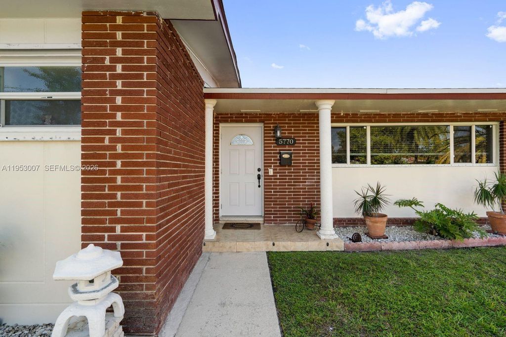 Image 2 of property listing at 5770 NW 111th St, Hialeah, FL 33012