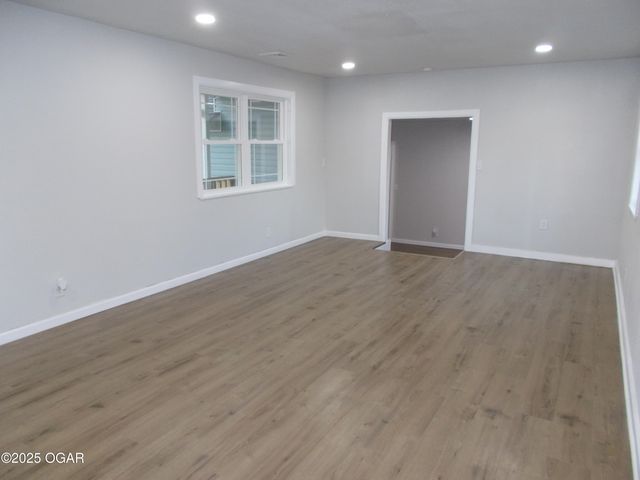 702 N Hall Street, Webb City, MO 64870