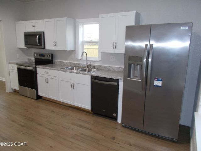 702 N Hall Street, Webb City, MO 64870