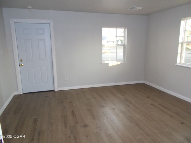 702 N Hall Street, Webb City, MO 64870