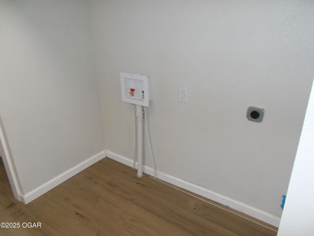 702 N Hall Street, Webb City, MO 64870