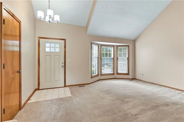 11930 S Hallet Street, Olathe, KS 66062