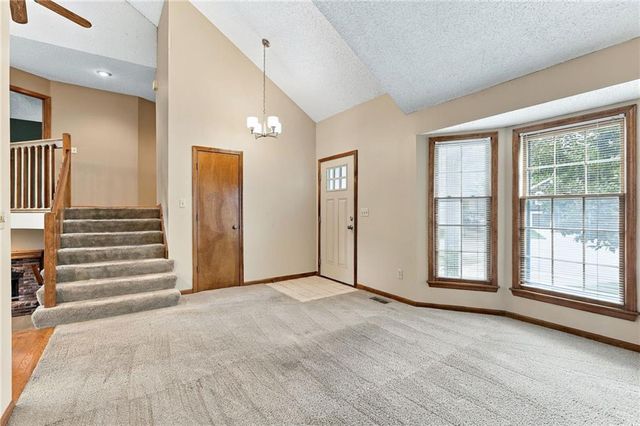 11930 S Hallet Street, Olathe, KS 66062