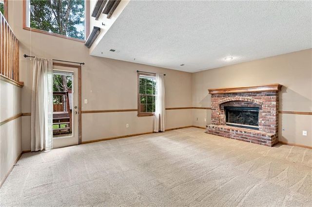 11930 S Hallet Street, Olathe, KS 66062