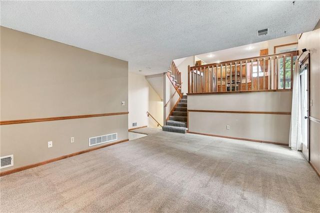 11930 S Hallet Street, Olathe, KS 66062