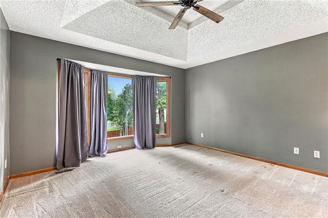 11930 S Hallet Street, Olathe, KS 66062