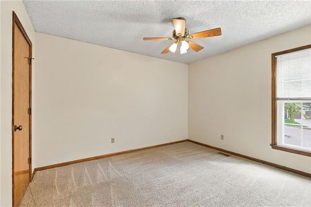 11930 S Hallet Street, Olathe, KS 66062