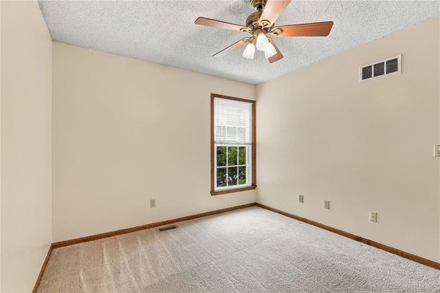 11930 S Hallet Street, Olathe, KS 66062