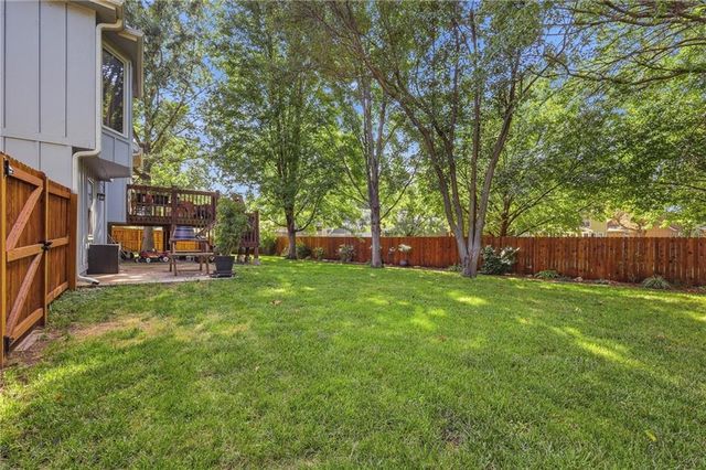 11930 S Hallet Street, Olathe, KS 66062