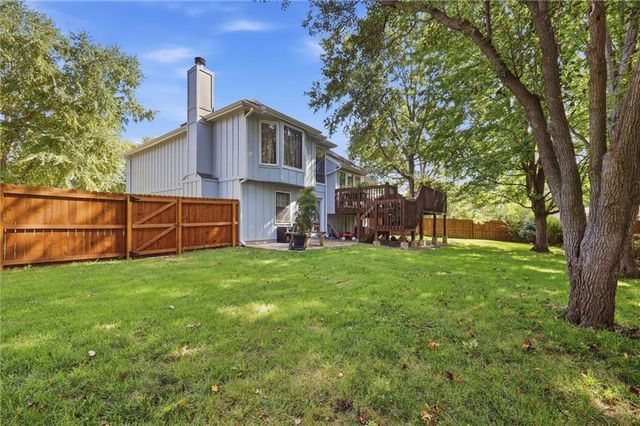 11930 S Hallet Street, Olathe, KS 66062