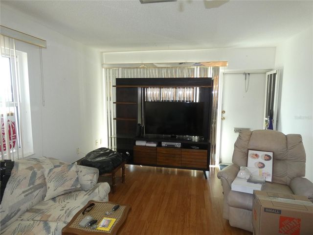 4324 TAHITIAN GARDENS CIRCLE A, Holiday, FL 34691