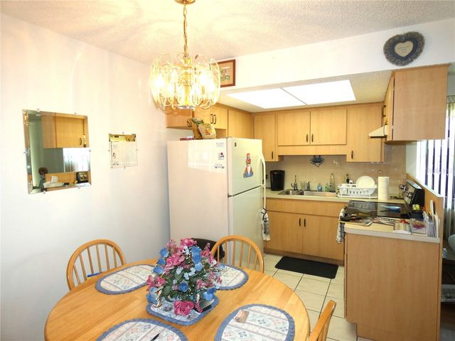 4324 TAHITIAN GARDENS CIRCLE A, Holiday, FL 34691