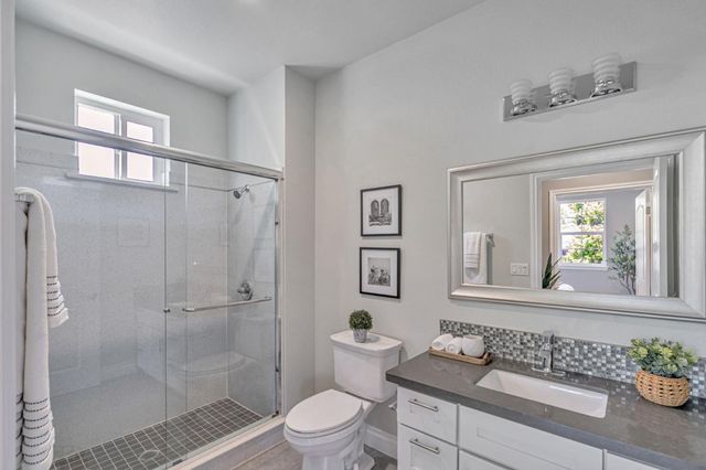 807 Maybeck Place, Hayward, CA 94544