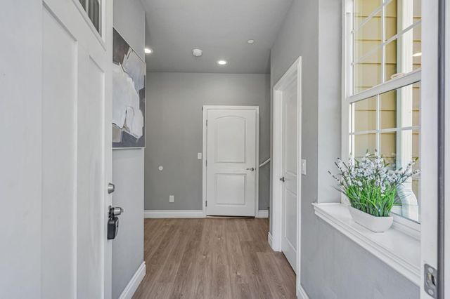 807 Maybeck Place, Hayward, CA 94544