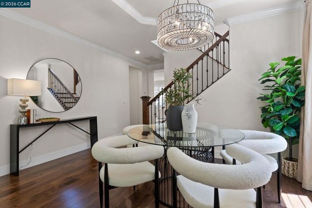 218 Abigail Cir, Danville, CA 94506