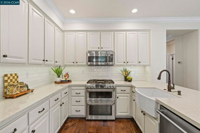 218 Abigail Cir, Danville, CA 94506