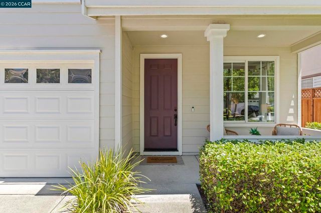 218 Abigail Cir, Danville, CA 94506