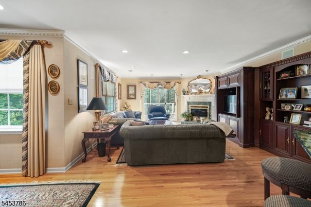 21 Berkeley Square Condo 21, Berkeley Heights Twp., NJ 07922