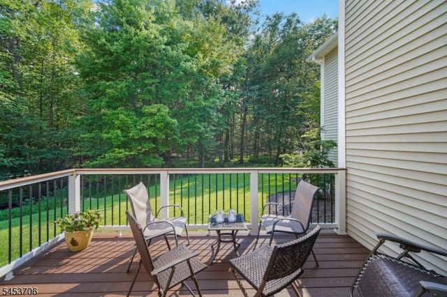 21 Berkeley Square Condo 21, Berkeley Heights Twp., NJ 07922