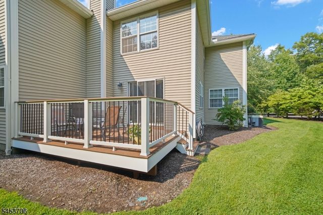 21 Berkeley Square Condo 21, Berkeley Heights Twp., NJ 07922