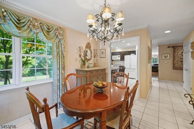 21 Berkeley Square Condo 21, Berkeley Heights Twp., NJ 07922