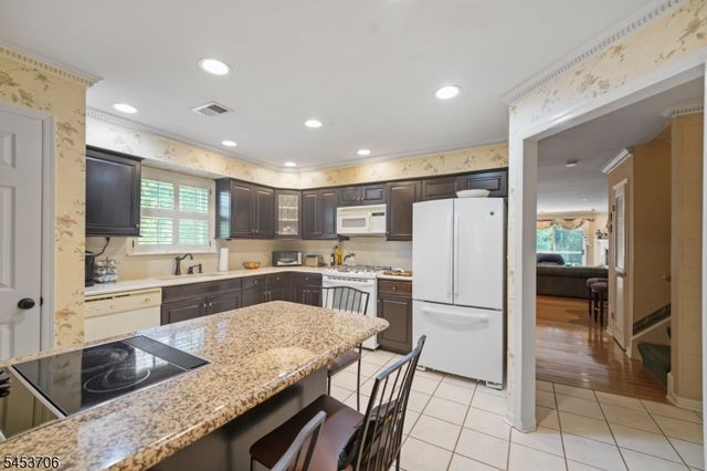 21 Berkeley Square Condo 21, Berkeley Heights Twp., NJ 07922