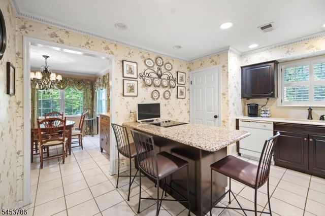 21 Berkeley Square Condo 21, Berkeley Heights Twp., NJ 07922