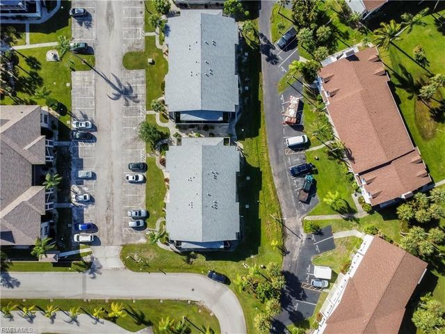 5761 Foxlake DR F, North Fort Myers, FL 33917