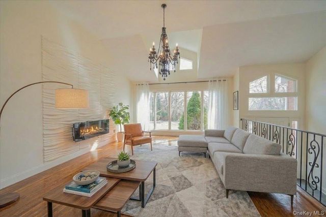 87 Soundview Drive, Port Jefferson, NY 11777