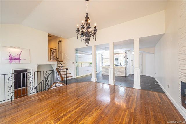 87 Soundview Drive, Port Jefferson, NY 11777