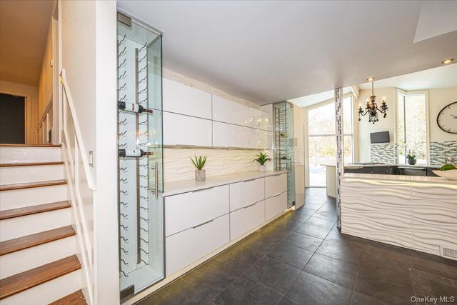 87 Soundview Drive, Port Jefferson, NY 11777