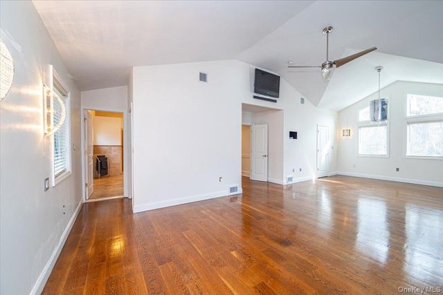 87 Soundview Drive, Port Jefferson, NY 11777