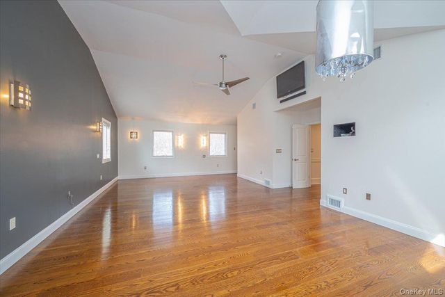 87 Soundview Drive, Port Jefferson, NY 11777