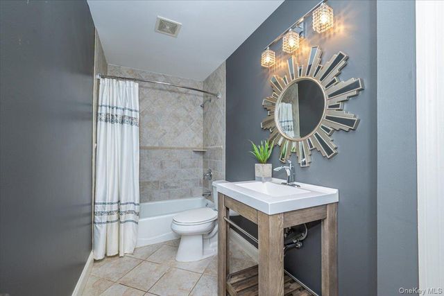 87 Soundview Drive, Port Jefferson, NY 11777